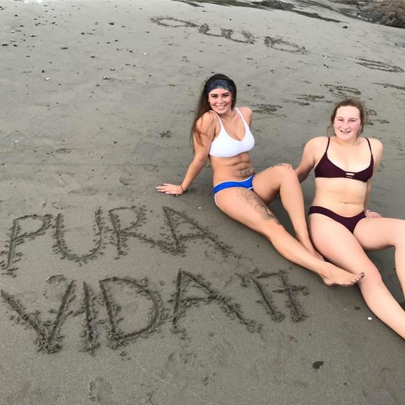 Meet your Posher, Kendall - Picture 1 of 1